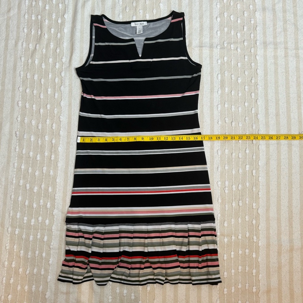 White House Black Market |WHBM| sleeveless striped black pleated dress size s - Picture 7 of 9